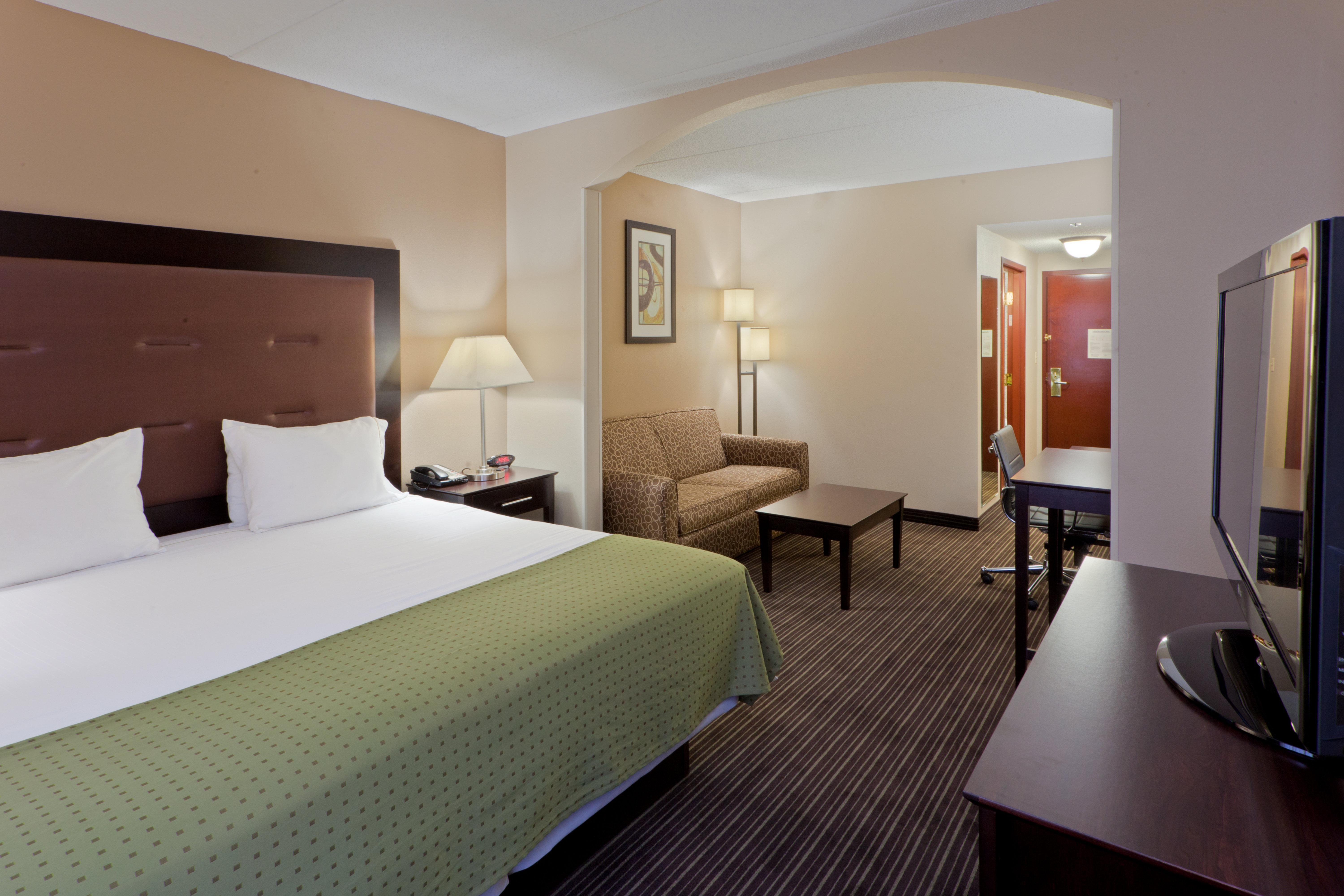 Holiday Inn Express Hotel & Suites Charleston-Southridge, An Ihg Hotel Eksteriør billede